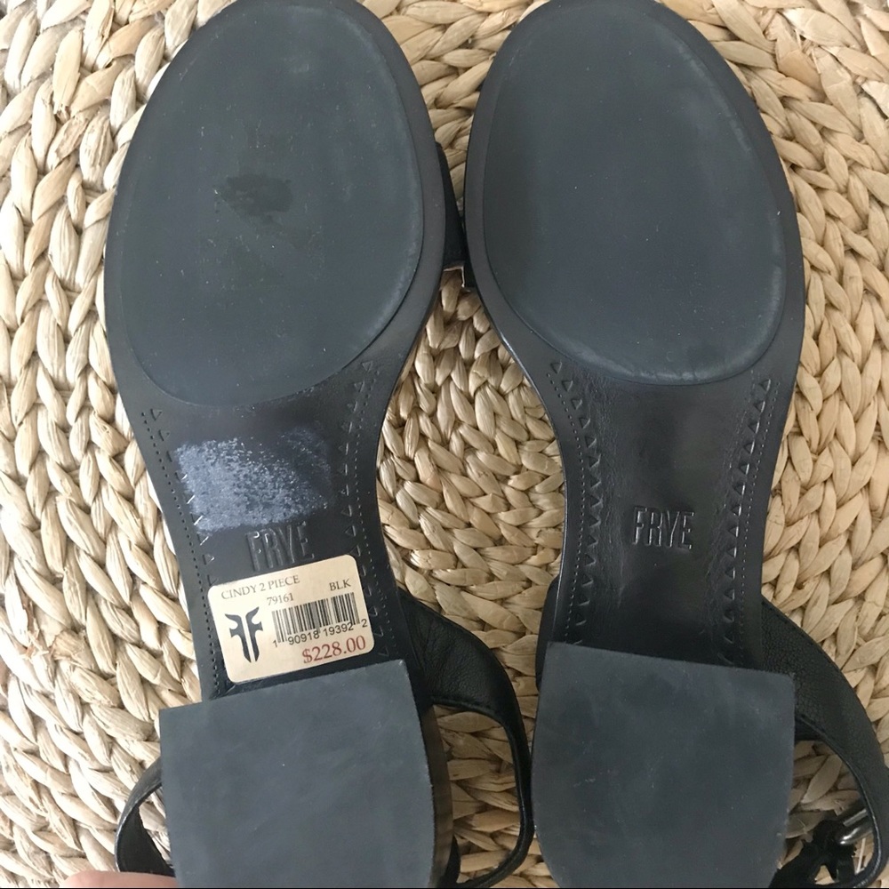 FRYE Cindy Black Leather Buckle Sandals Size 7 - Picture 7 of 8